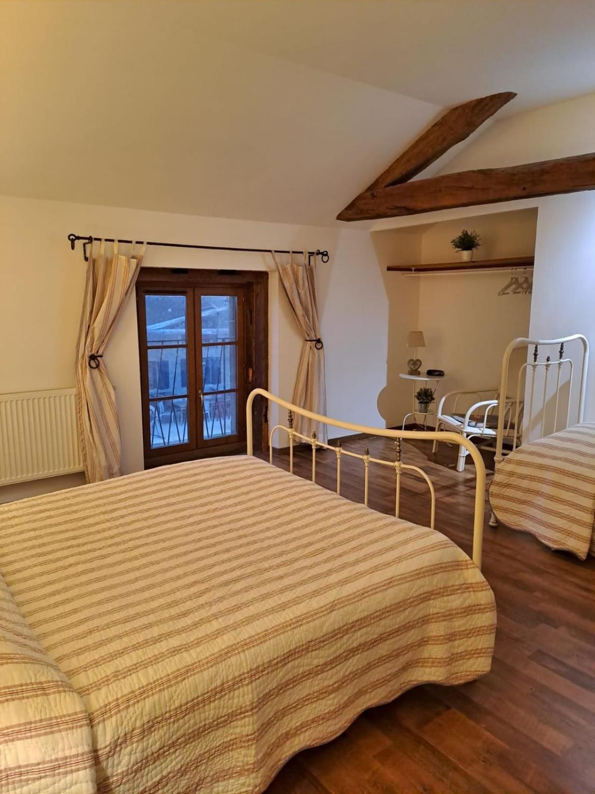 Bed and Breakfast Le Moulin Du Fay Villemotier Екстер'єр фото