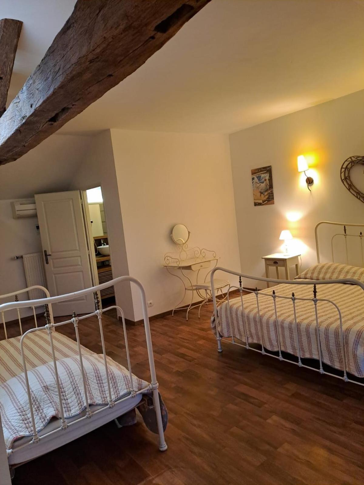 Bed and Breakfast Le Moulin Du Fay Villemotier Екстер'єр фото